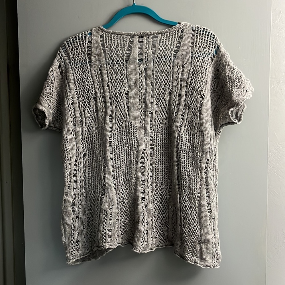 Eileen Fisher Open Knit Linen Top-Gray, Short Sleeve, V-Neck, Size M, GUC. - Picture 2 of 15